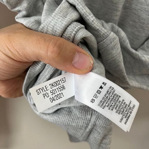 Vineyard Vines Dreamcloth Crewneck Sweater Light Gray NWT Size XS - Picture 4 of 9